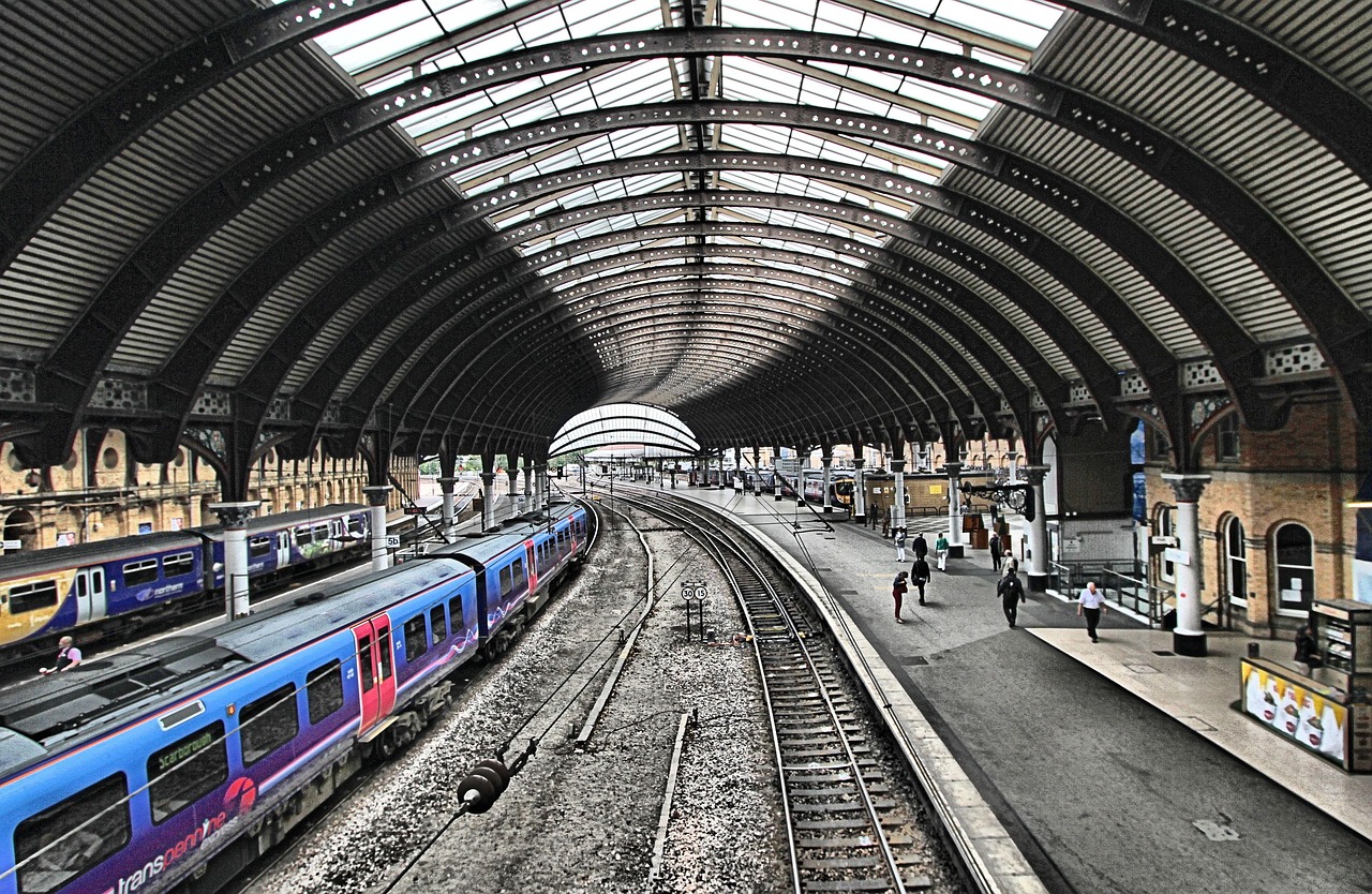 【全国列车时刻表,乌鲁木齐发往全国列车时刻表】